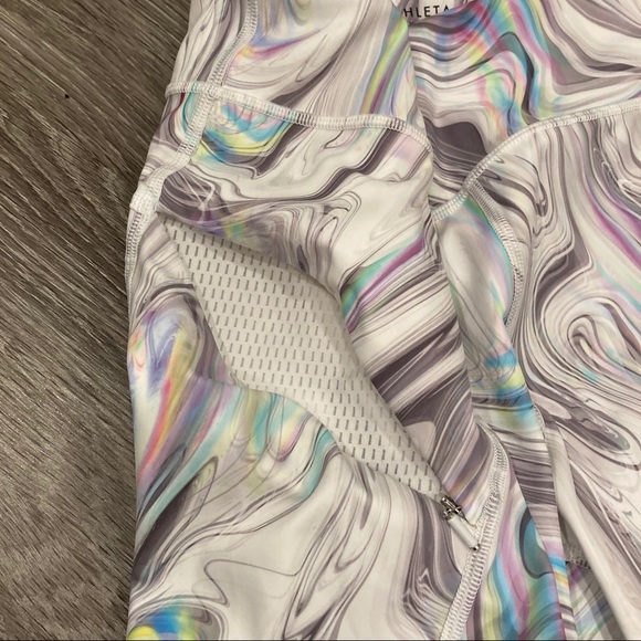 Athleta Contender Opal Capri in Powerlift - Picture 7 of 11